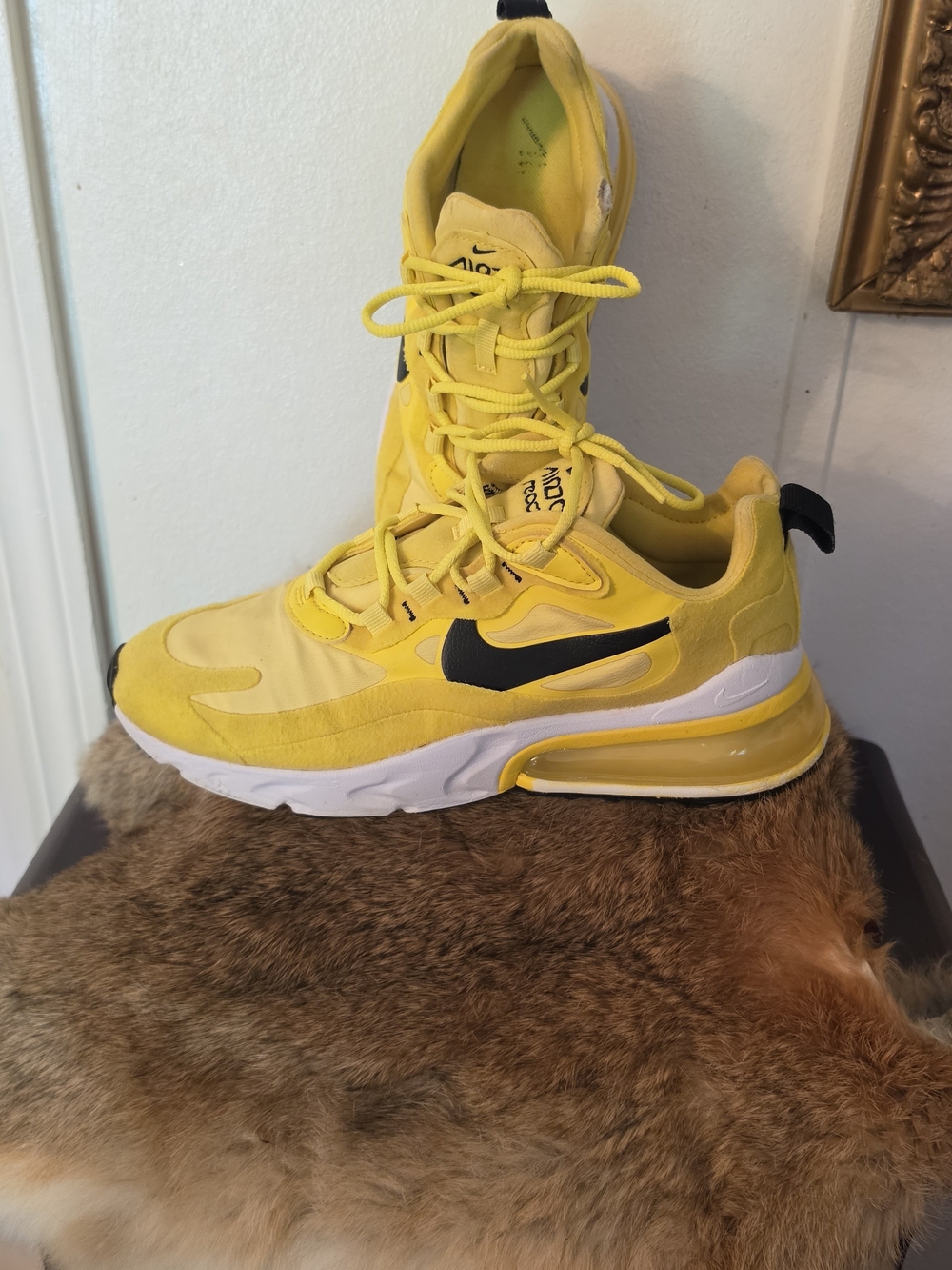 Nike Wmns Air Max 270 React Snekers Size 7 - Picture 7 of 10